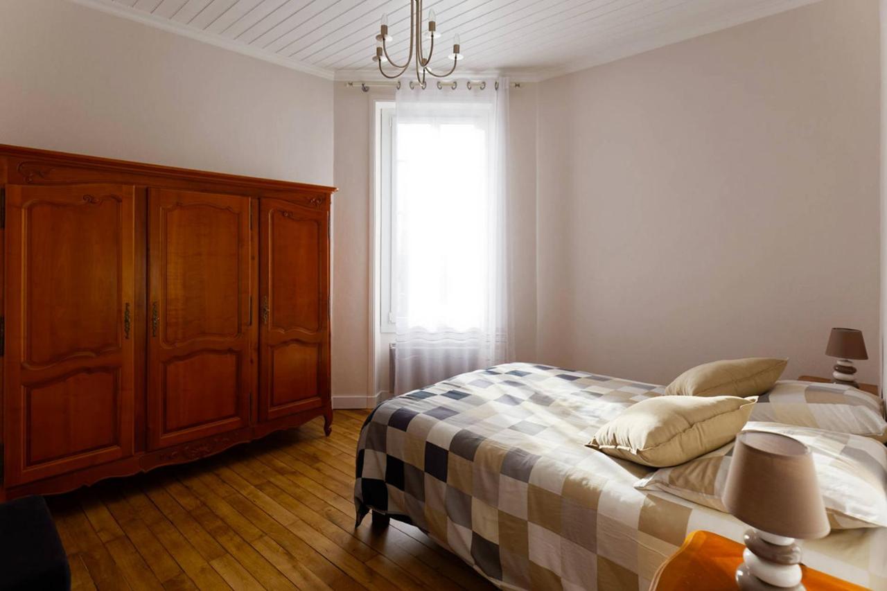 Le Cachet D'Une Maison De Centre-Bourg A Beauvoir-Sur-Mer Dış mekan fotoğraf
