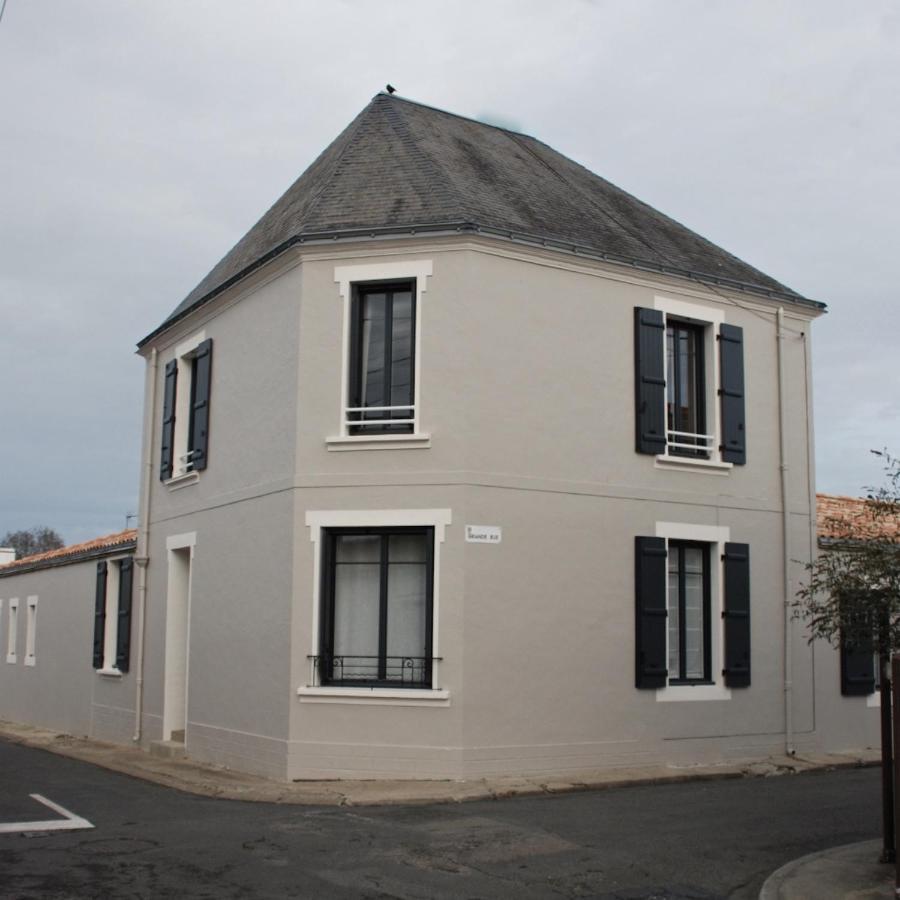 Le Cachet D'Une Maison De Centre-Bourg A Beauvoir-Sur-Mer Dış mekan fotoğraf